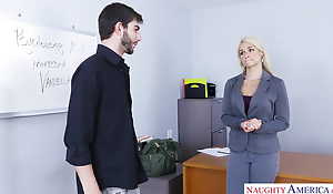 Hot Professor Sarah Vandella Tries everywhere Thither Will not hear of Student's Brawny Cock
