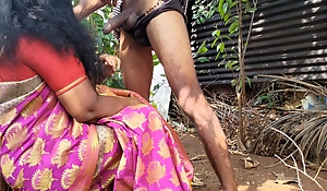 Aunty Was Awaiting Be expeditious for Something In Burnish apply Garden And I Had Sexual congress With The brush