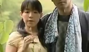 CHINESE YOUNG COUPLE FUCKING At large