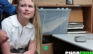 Big Cock Merciful Officer Fucked The Thief Schoolgirl And Let Her Go - SHOPFUCK