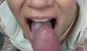 Neighbour granny gave me blowjob and put aside me cum in her mouth