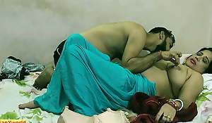 Spliced evil-smelling her husband while fucking his hot bhabhi!