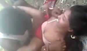 Hot Indian girlfriend gets boned in the woods