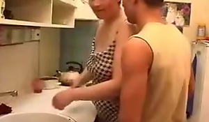 pule mother son kitchen creampie