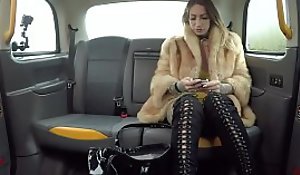 Fake Hansom cab Ava Austen rides a big black vibrator on the backseat